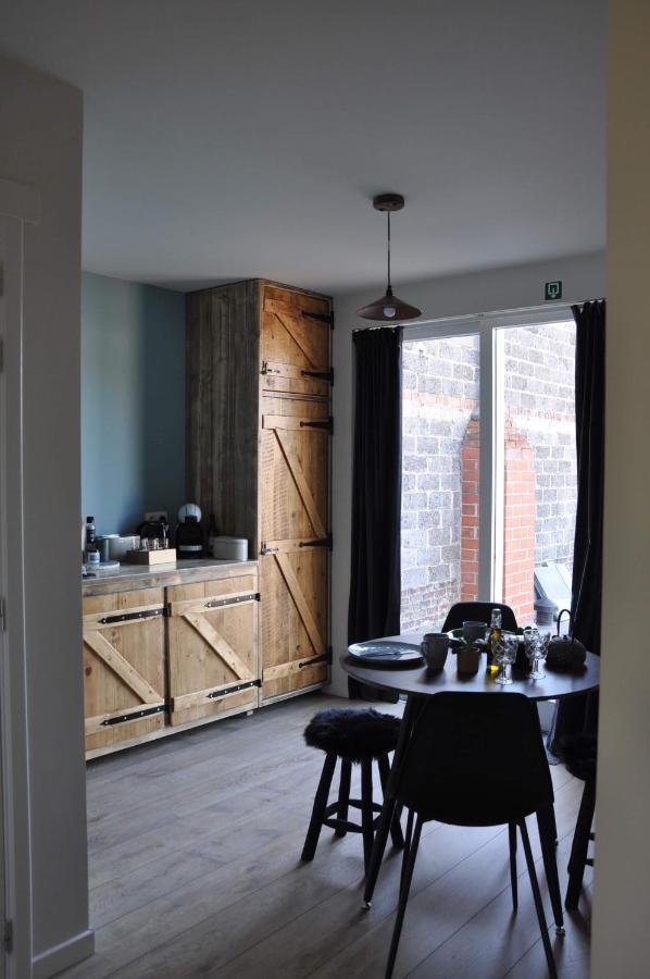 Laarne Bed En Bezem Bed & Breakfast エクステリア 写真
